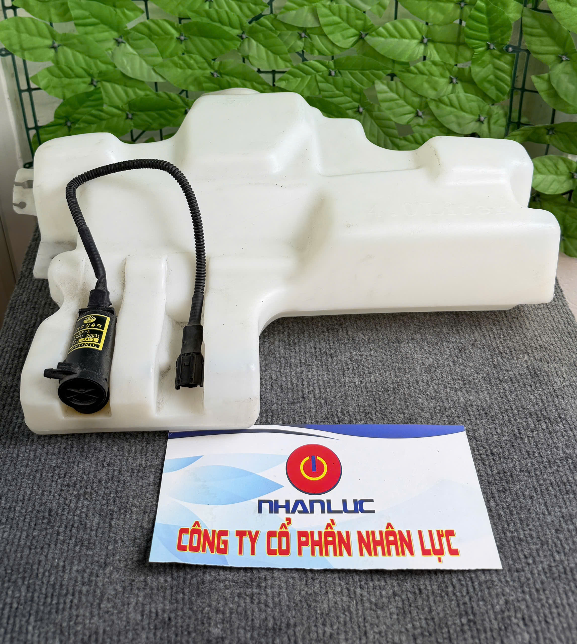 BÌNH NƯỚC RỬA KÍNH DONGFENG L375