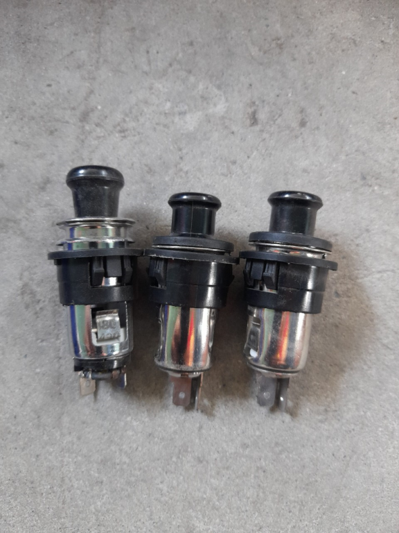 bộ Mồi thuốc lá xe Dongfeng