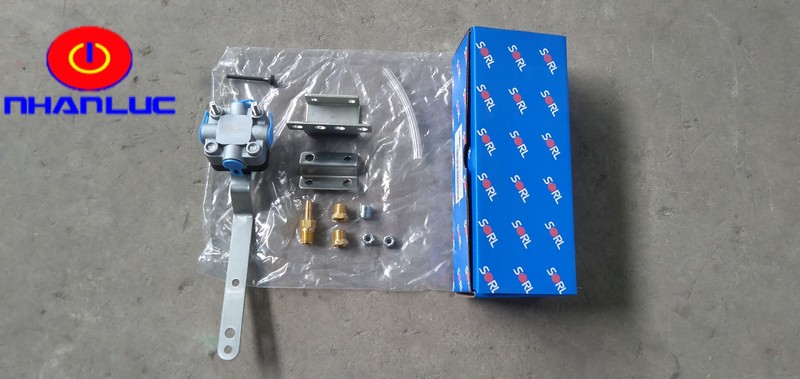Van điều chỉnh bầu hơi nhíp xe đầu kéo mỹ International Maxxforce - SORL